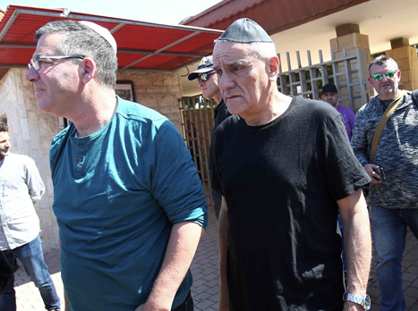 אורי לוי: "איש כל כך מיוחד, חסר לי עמוק בלב" (אלן שיבר)