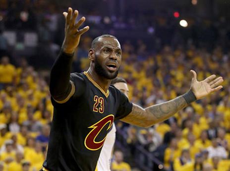 האחוזים נגדו. ג'יימס (getty)