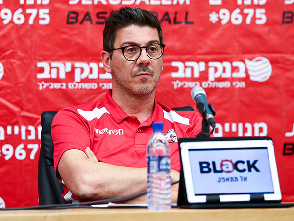 "לא מבקש כבוד, רוצה להרוויח אותו" (דני מרון)