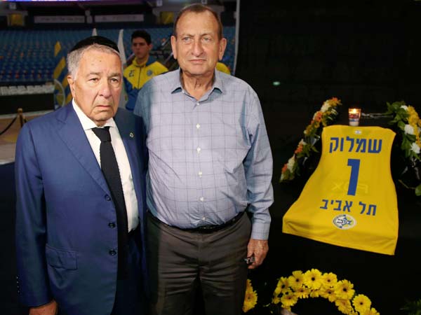 גם רון חולדאי הגיע לתת כבוד (אלן שיבר)