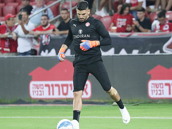 הרוש. שוב על הספסל (דני מרון)