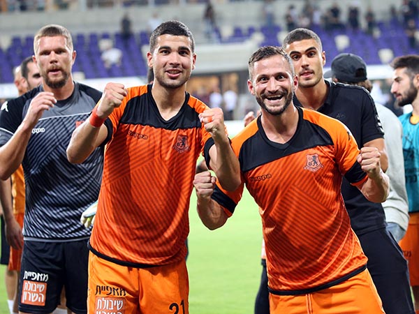 גאדיר חוגג בסיום (אודי ציטיאט)