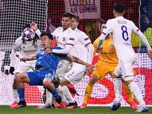 יובנטוס הייתה צריכה לקבל פנדל? (GETTY)