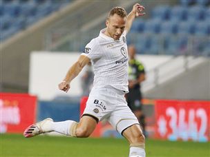 גלזר נפצע והוחלף (אלן שיבר)