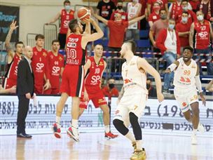 בשלבים מסויימים האדומים היו בטוחים שזה בידיים שלהם (אלן שיבר)