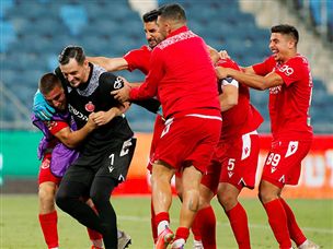 ושלח את האדומים לגמר ראשון  מאז 2012 (אלן שיבר)