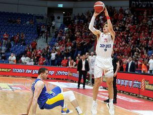 ווינר שוט של אריאל (אלן שיבר)