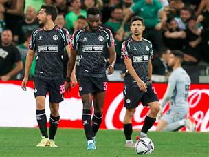 וכעת יהיה לה הרבה יותר קשה לחלום על התואר (אלן שיבר)