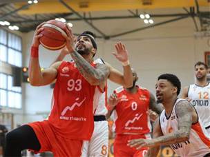 קרובים להישארות (מנהלת הליגה, לירון מולדובן)