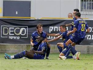 לוקאסן כבר חגג (אלן שיבר)