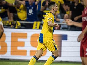 גלוך היה הראשון לכבוש (צילום: אלן שיבר)