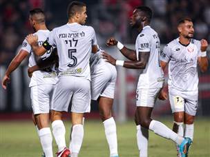 חגיגה של חדרה בדוחא (מאור אלקסלסי)