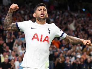 אבל מי שחגגה בסיום היתה טוטהנאם (GETTY)