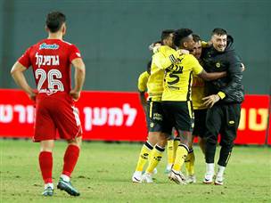 וחוזרת לדבר חזק בצמרת (צילום: אלן שיבר)