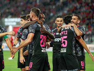 ורביעייה חמישית בשמונה משחקים (אלן שיבר)