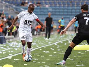 וחדרה התרחקה מהתחתית (צילום: דני מרון)