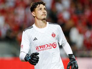 יעדיף לשכוח את הבכורה. ברנס (אלן שיבר)