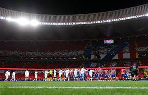 זה החל עם אווירה נפלאה ביציעים (GETTY)