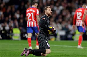 אובלק קולט עוד כדור מוצלח (GETTY)