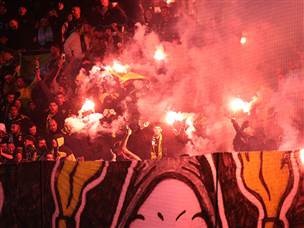 כבר מהפתיחה קיבלנו אווירה חמה בבלומפילד (אלן שיבר)