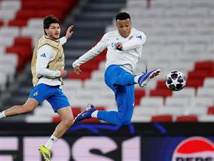 אמבפה חזר להרכב ריאל (GETTY)