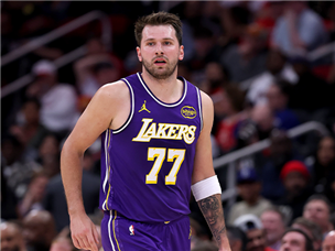 בתום מותחן: 104:105 ללייקרס על אורלנדו