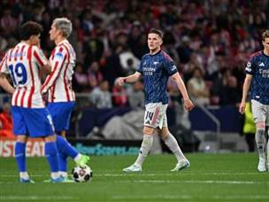 הפנים כעת ללונדון (GETTY)