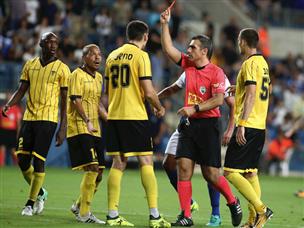 הותיר את חבריו בנחיתות מספרית (אלן שיבר)