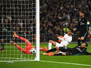 עלי בדרך לשער (getty)