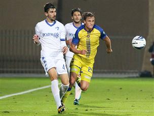 שוינפלד. אולי שווה לתת לו הזדמנות על חשבון קיארטנסון? (יוסי שקל)