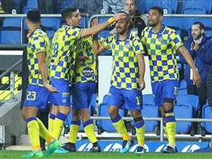 מכבי ת"א השתחררה והתקרבה לפסגה