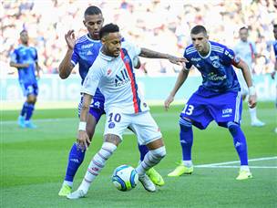 ניימאר. מהוסס בחצי השעה הראשונה