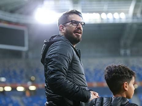 חוגג. ממתין לתשובת הזרים (מאור אלקסלסי)