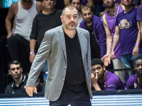 דדאס. בינתיים ביוון (עודד קרני)