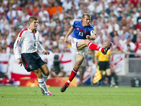 "קיוויתי שנשתף פעולה בריאל". זידאן על ג'רארד