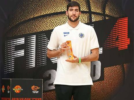 זוסמן. שחקן ההגנה (אלן שיבר)