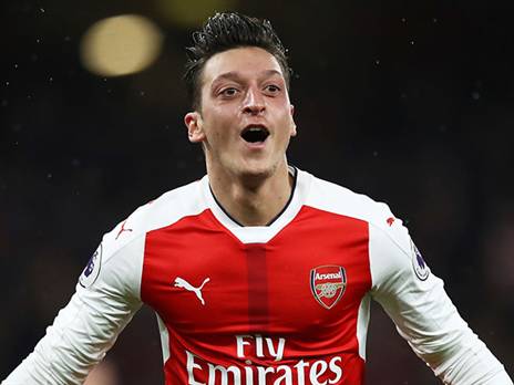 יספגו ירידה של 2 נקודות בדירוג: דויד לואיז ומסוט אוזיל