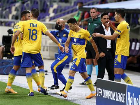 במכבי ת"א גאים בשחקנים (אלן שיבר)