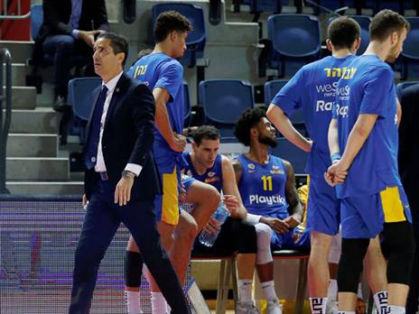 ספרופולוס, הרגיש שהוא היה חייב להגיב עם פסק זמן עצבני (אלן שיבר)