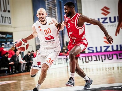 (מנהלת הליגה)