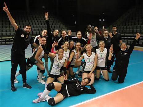 (באדיבות איגוד הכדורעף)