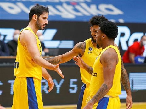 כספי. רבע ראשון מוצלח של הכוכב (אלן שיבר)