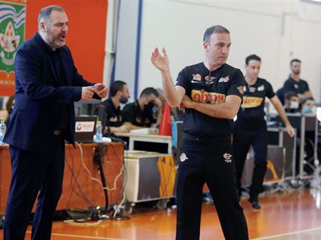 טיעונים קשים מצד צוות השיפוט (אלן שיבר)