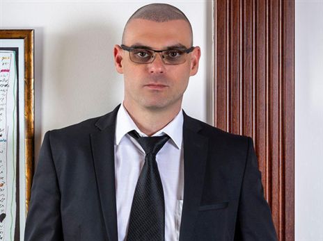 עו"ד זיו גלעד