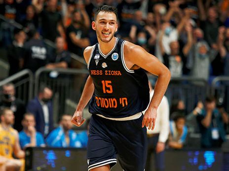 נמרוד לוי. נס ציונה מגיעה בכושר נהדר (אלן שיבר)