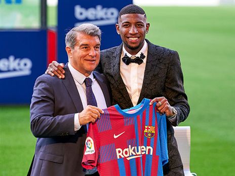 לאפורטה בהצגת אמרסון. ניצל את ההזמדנות כדי לתקוף את מוריבה (GETTY)