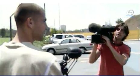 נמני יוצא מקריית שלום (צילום מסך)