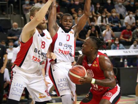 תנצח את האחרונה בטבלה? חיפה (קרדיט: מנהל הליגה)