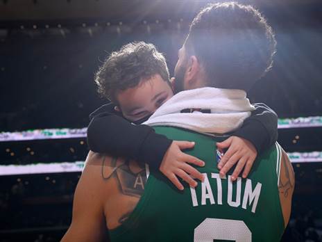 אחד המשחקים הטובים בקריירה של טייטום (Getty)