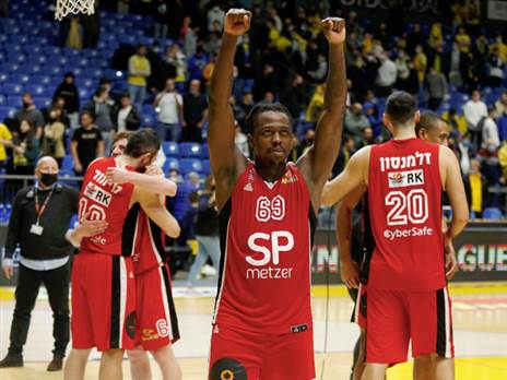 להטה לפני ה"פגרה" (אלן שיבר)